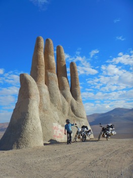 El Mano del Desierto - The Hand of the Desert.